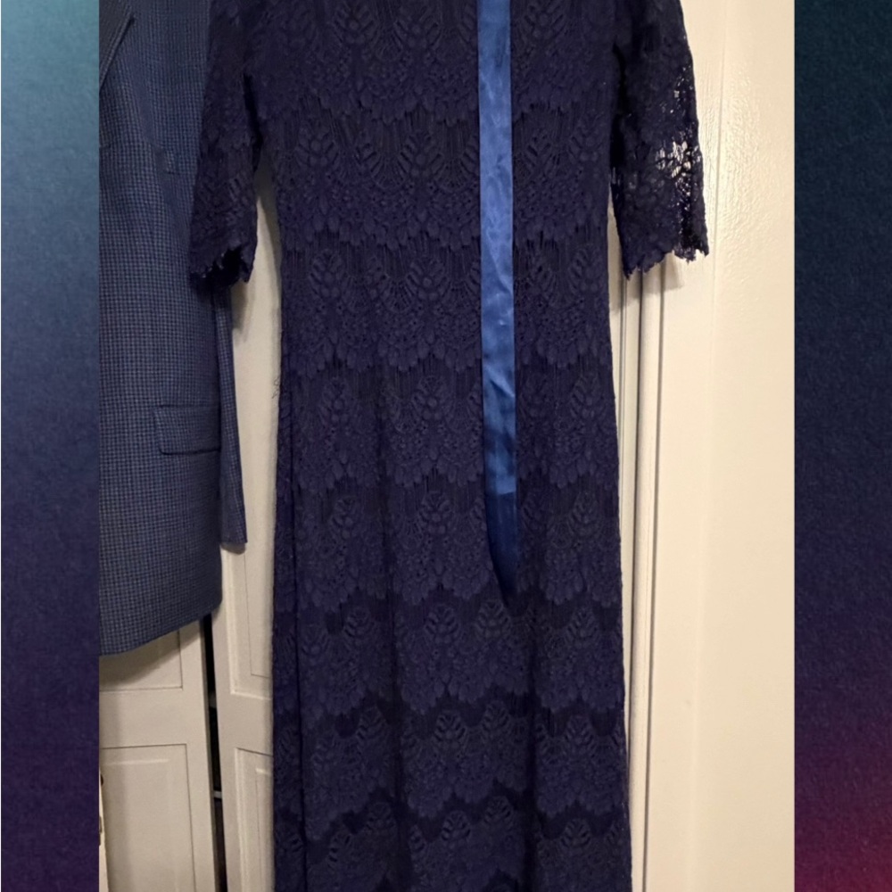 🔥CROSSPOSTED🔥Dainty Jewells Navy Long Sleeve Lace Dress